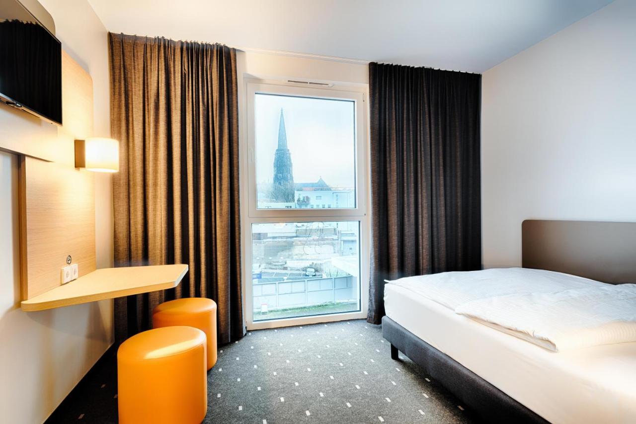 B&B Hotel Bochum-City Exteriör bild